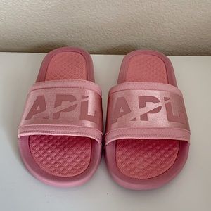 APL Techloom Satin Slides Women’s 7